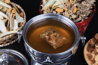 菌汤火锅宝